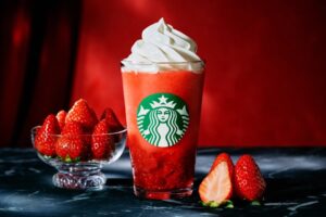 スターバックス】ストロベリータルト＆ストロベリードーナツ新登場！ 甘酸っぱいいちごスイーツで贅沢なひとときを