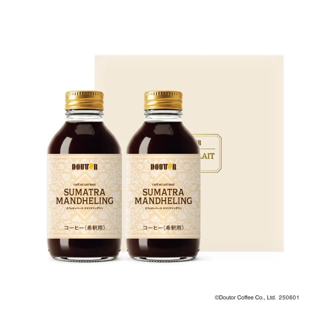 ドトール「SUMATRA MANDHELING」カフェオレベースの瓶入りコーヒー2本とギフト箱のセット。