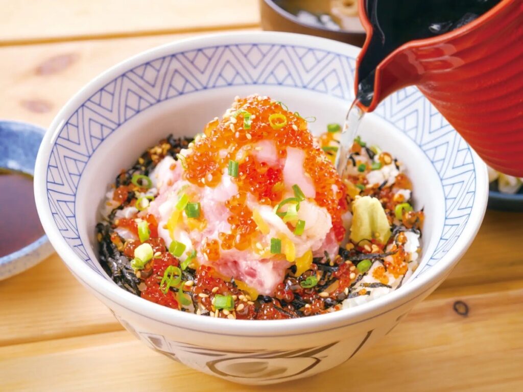【こぼれいくらの海鮮茶漬け膳】夢庵