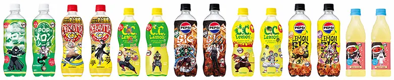 POPメロンソーダからなっちゃんりんごまで、鬼滅の刃コラボの全14種類のボトルパッケージが並んだ画像